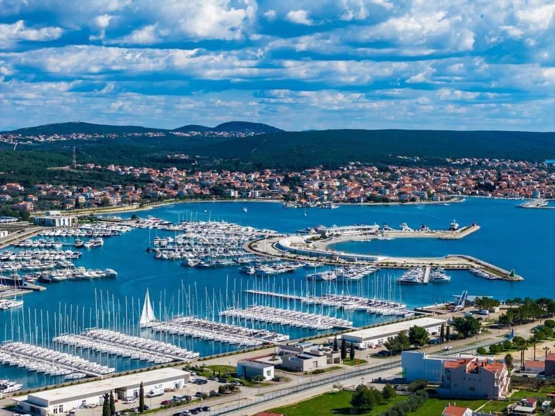 Apartmani Svitlana Сукошан Екстер'єр фото